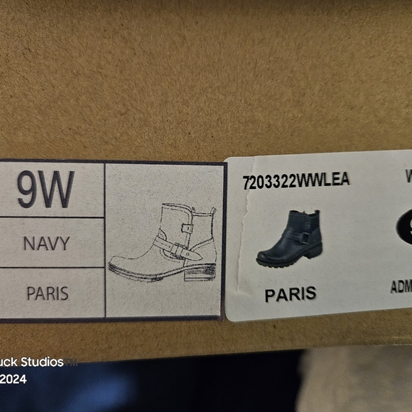 Blue Suede Leather Shorty Ankle Boots Admiral Blue Americana 9 Wide Paris - Picture 5 of 16